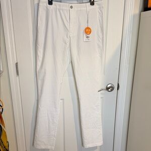 Puma Men's NEW WITH TAGS White tailored fit golf pants. Stretch waistband UPF 50